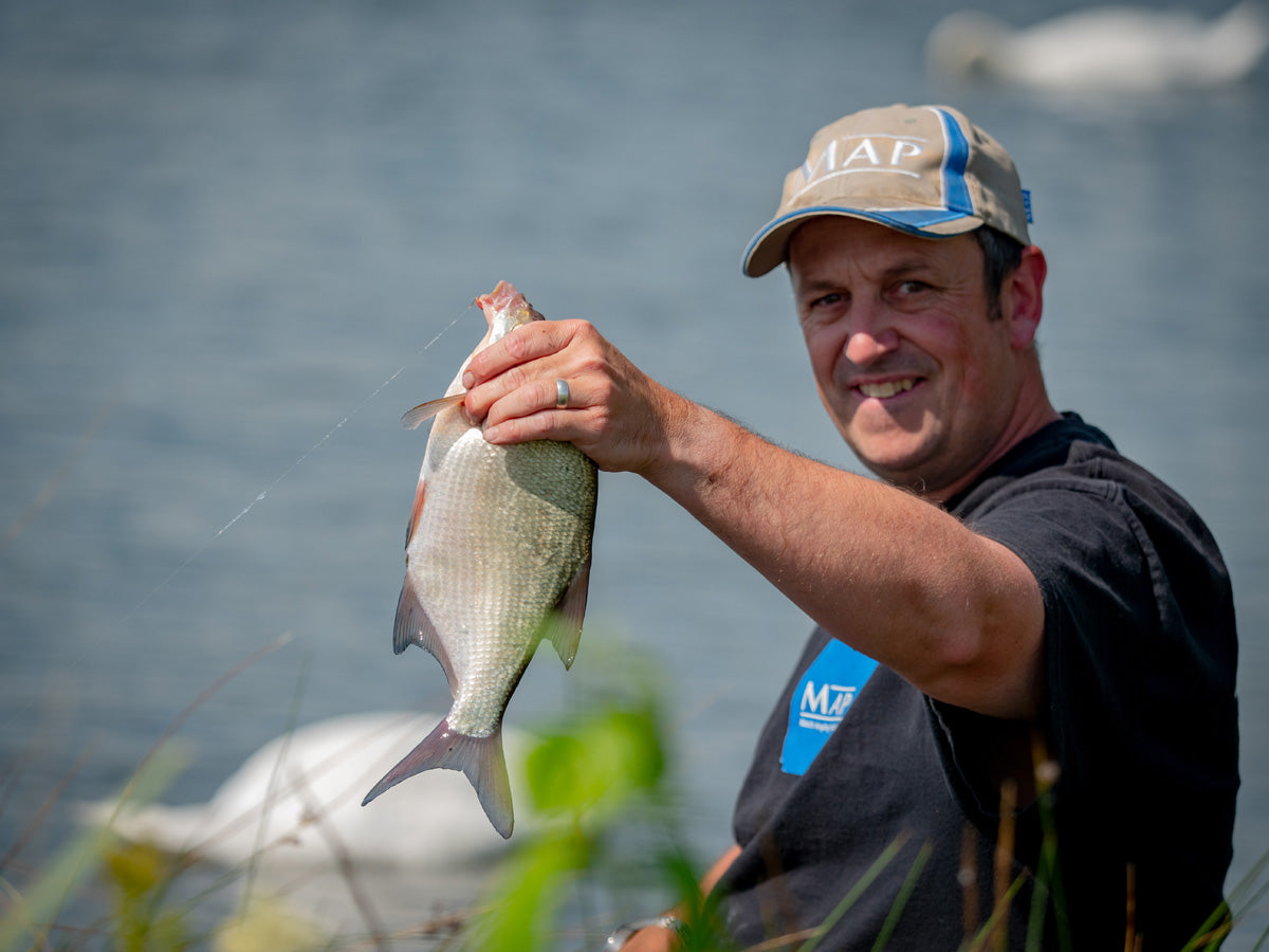 Feeder Fishing On Big Waters! MAP Fishing