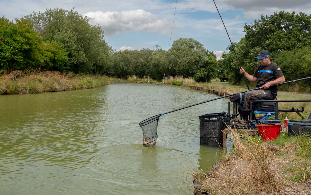 Beat The Bubbles With Paste! MAP Fishing