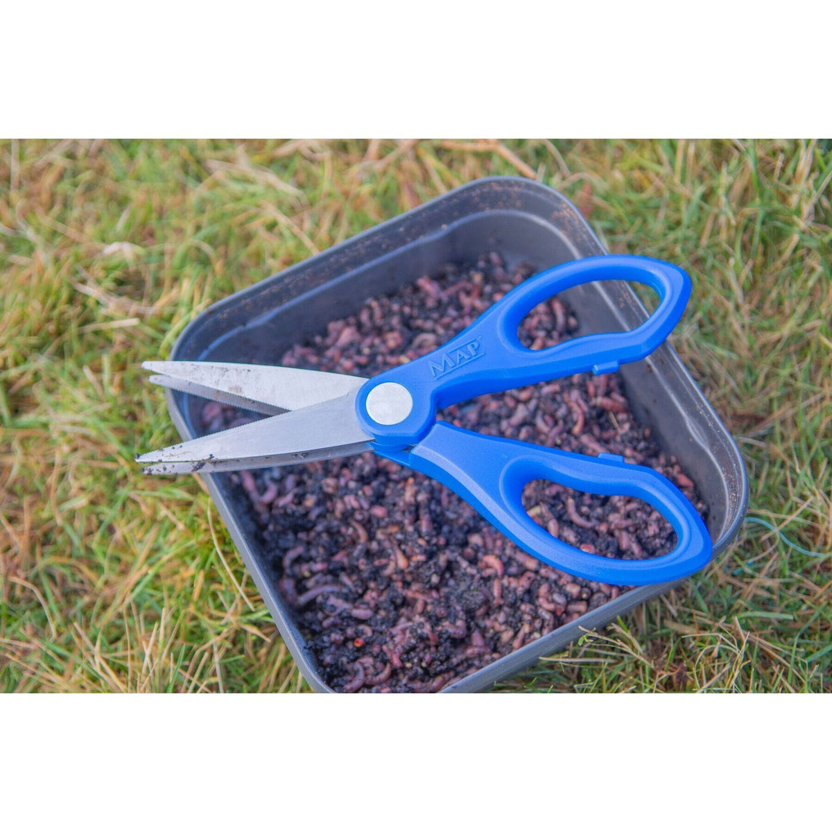 Chop Worm Scissors POS 10pk